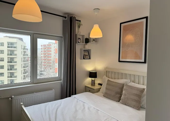 Evan Cozy Flat With Balcony & Parking, 13 September * Bucharest