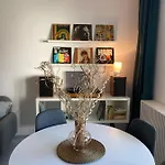 Апартаменты Evan Cozy Flat With Balcony & Parking, 13 September Бухарест
