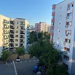 Апартаменты Evan Cozy Flat With Balcony & Parking, 13 September *