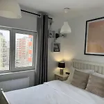 Апартаменты Evan Cozy Flat With Balcony & Parking, 13 September Бухарест