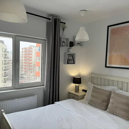 شقة Evan Cozy Flat With Balcony & Parking, 13 September بوخارست