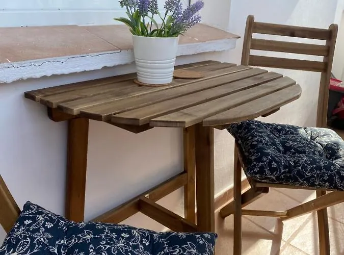 Apartamento Evan Cozy Flat With Balcony & Parking, 13 September