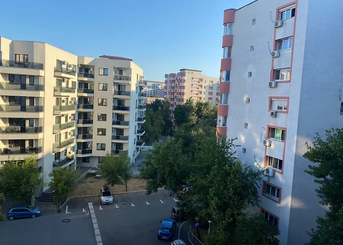 Lejlighed Evan Cozy Flat With Balcony & Parking, 13 September *